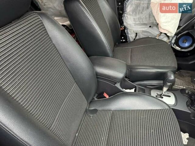 Черный Киа Sportage, объемом двигателя 1.99 л и пробегом 219 тыс. км за 3300 $, фото 16 на Automoto.ua