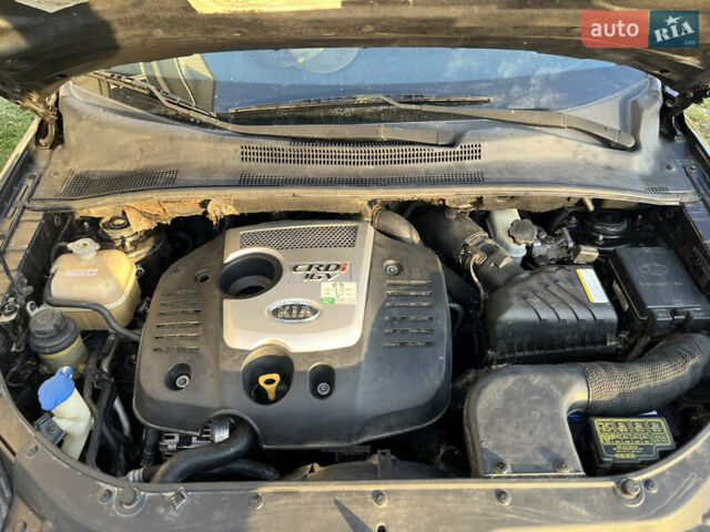 Чорний Кіа Sportage, об'ємом двигуна 1.99 л та пробігом 281 тис. км за 7600 $, фото 5 на Automoto.ua