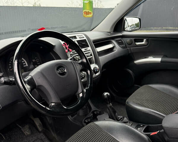 Чорний Кіа Sportage, об'ємом двигуна 1.98 л та пробігом 248 тис. км за 6999 $, фото 19 на Automoto.ua