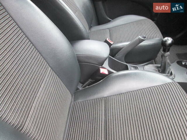 Черный Киа Sportage, объемом двигателя 2 л и пробегом 213 тыс. км за 7700 $, фото 14 на Automoto.ua