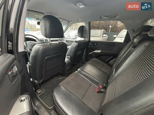 Чорний Кіа Sportage, об'ємом двигуна 2 л та пробігом 250 тис. км за 8300 $, фото 15 на Automoto.ua