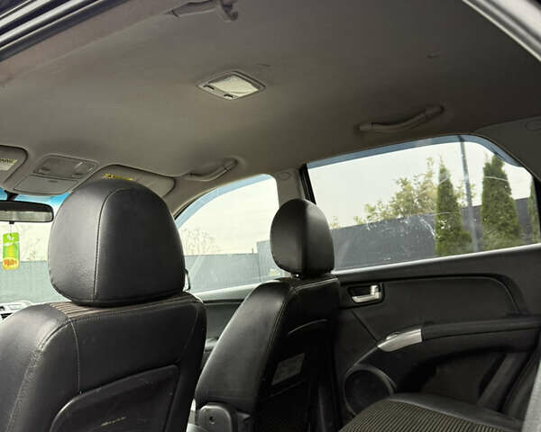 Чорний Кіа Sportage, об'ємом двигуна 1.98 л та пробігом 248 тис. км за 6999 $, фото 23 на Automoto.ua