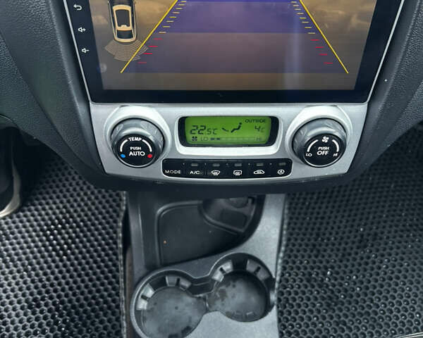 Чорний Кіа Sportage, об'ємом двигуна 2 л та пробігом 250 тис. км за 8300 $, фото 27 на Automoto.ua