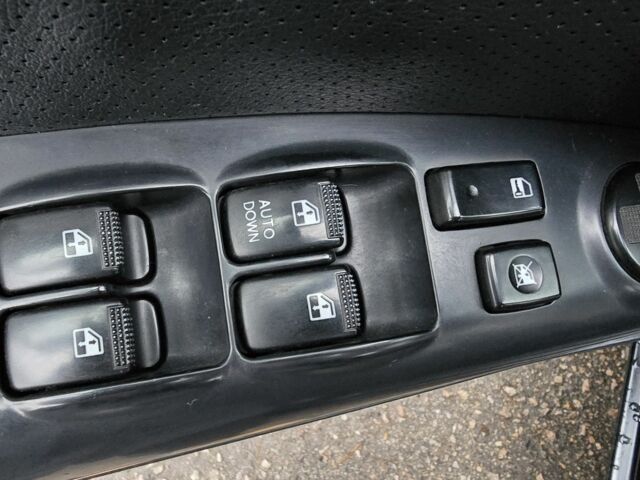 Чорний Кіа Sportage, об'ємом двигуна 2 л та пробігом 207 тис. км за 7000 $, фото 3 на Automoto.ua