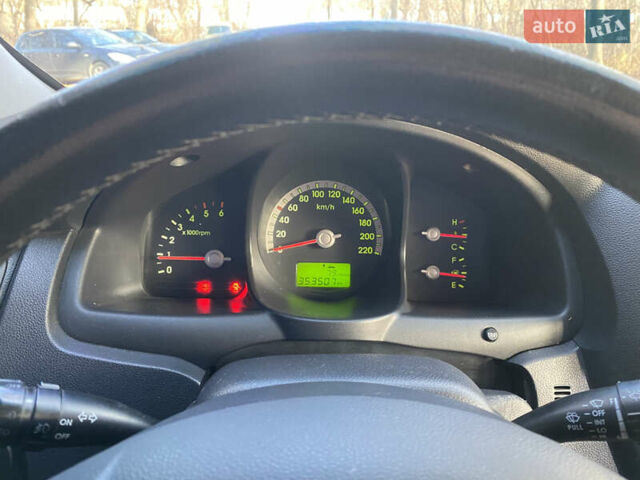 Черный Киа Sportage, объемом двигателя 1.99 л и пробегом 350 тыс. км за 8400 $, фото 14 на Automoto.ua