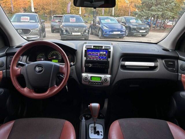 Черный Киа Sportage, объемом двигателя 2.7 л и пробегом 193 тыс. км за 7500 $, фото 9 на Automoto.ua