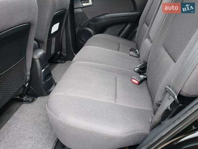 Чорний Кіа Sportage, об'ємом двигуна 2 л та пробігом 150 тис. км за 7000 $, фото 34 на Automoto.ua