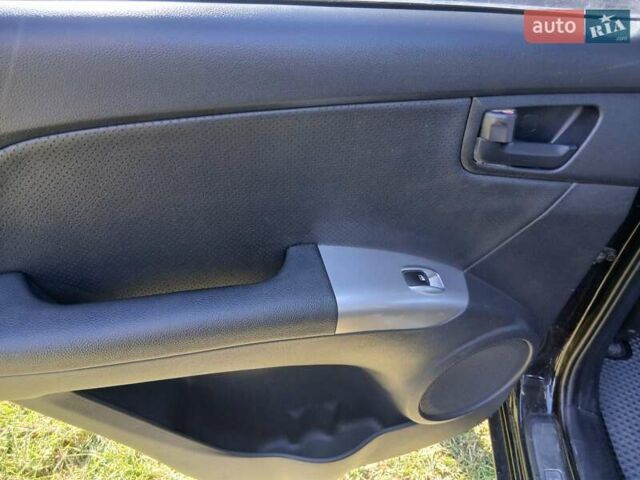 Черный Киа Sportage, объемом двигателя 1.99 л и пробегом 281 тыс. км за 6800 $, фото 10 на Automoto.ua