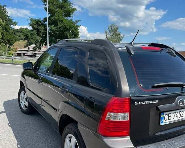 Чорний Кіа Sportage, об'ємом двигуна 1.98 л та пробігом 200 тис. км за 7900 $, фото 8 на Automoto.ua
