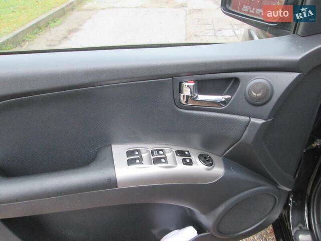 Черный Киа Sportage, объемом двигателя 2 л и пробегом 213 тыс. км за 7700 $, фото 24 на Automoto.ua