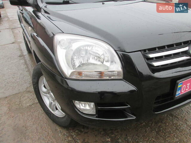 Черный Киа Sportage, объемом двигателя 2 л и пробегом 213 тыс. км за 7700 $, фото 7 на Automoto.ua
