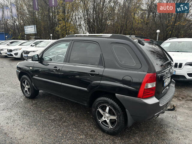 Чорний Кіа Sportage, об'ємом двигуна 2 л та пробігом 250 тис. км за 8300 $, фото 3 на Automoto.ua