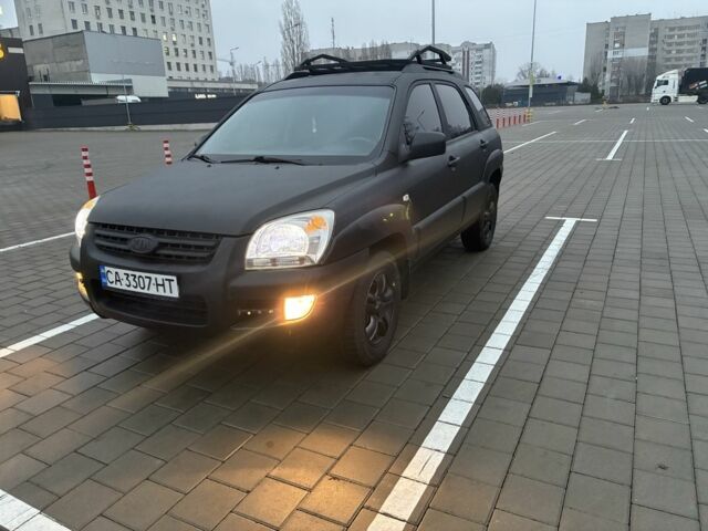 Черный Киа Sportage, объемом двигателя 2 л и пробегом 322 тыс. км за 7000 $, фото 1 на Automoto.ua