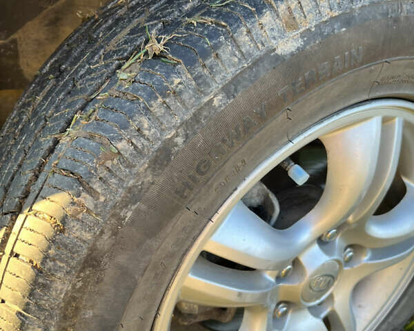 Чорний Кіа Sportage, об'ємом двигуна 1.99 л та пробігом 281 тис. км за 7600 $, фото 14 на Automoto.ua