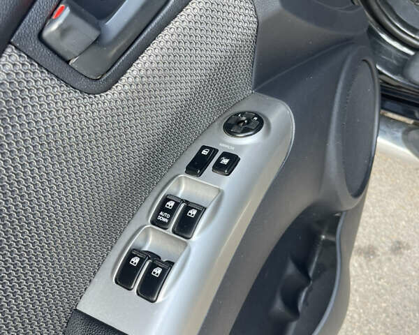 Чорний Кіа Sportage, об'ємом двигуна 1.99 л та пробігом 192 тис. км за 9500 $, фото 9 на Automoto.ua