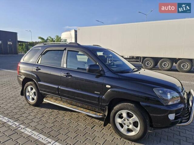Черный Киа Sportage, объемом двигателя 2 л и пробегом 202 тыс. км за 8300 $, фото 4 на Automoto.ua