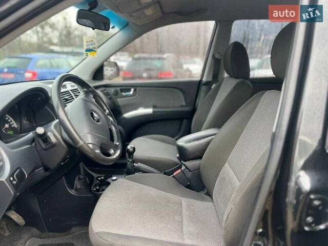 Черный Киа Sportage, объемом двигателя 1.98 л и пробегом 244 тыс. км за 8200 $, фото 10 на Automoto.ua
