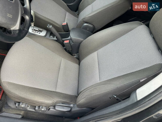 Чорний Кіа Sportage, об'ємом двигуна 1.99 л та пробігом 192 тис. км за 9500 $, фото 8 на Automoto.ua