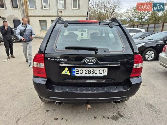 Черный Киа Sportage, объемом двигателя 2 л и пробегом 226 тыс. км за 7500 $, фото 8 на Automoto.ua