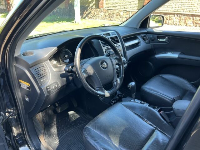 Чорний Кіа Sportage, об'ємом двигуна 2.7 л та пробігом 266 тис. км за 4375 $, фото 13 на Automoto.ua