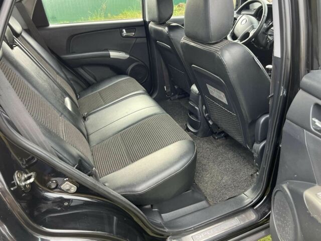 Черный Киа Sportage, объемом двигателя 2 л и пробегом 229 тыс. км за 4600 $, фото 10 на Automoto.ua
