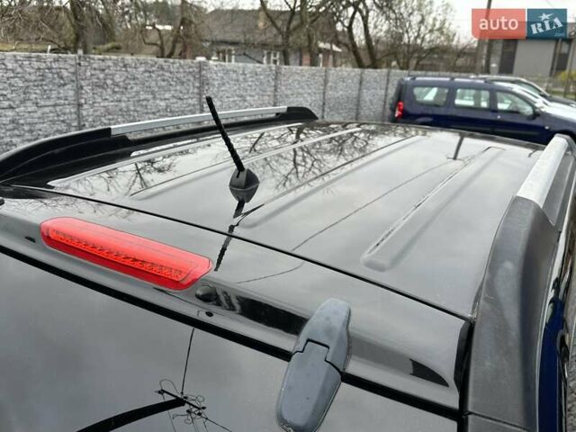 Черный Киа Sportage, объемом двигателя 2 л и пробегом 240 тыс. км за 7650 $, фото 80 на Automoto.ua