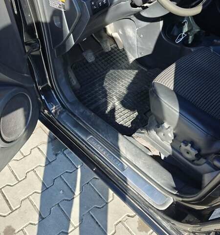 Черный Киа Sportage, объемом двигателя 1.98 л и пробегом 234 тыс. км за 8000 $, фото 17 на Automoto.ua