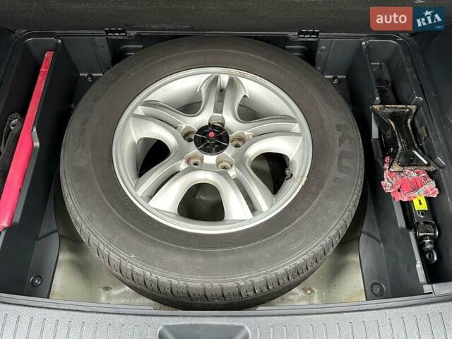 Черный Киа Sportage, объемом двигателя 2 л и пробегом 240 тыс. км за 7650 $, фото 87 на Automoto.ua