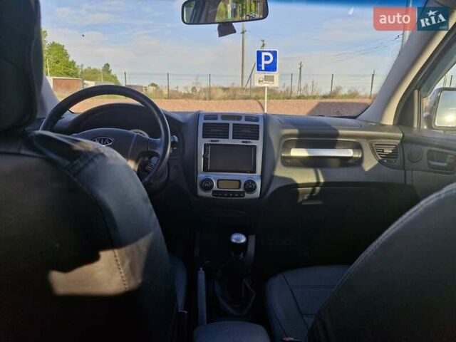 Черный Киа Sportage, объемом двигателя 2 л и пробегом 202 тыс. км за 8300 $, фото 23 на Automoto.ua