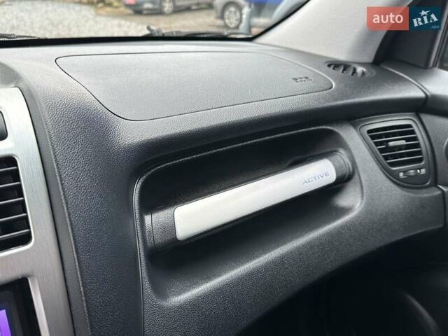 Черный Киа Sportage, объемом двигателя 2 л и пробегом 240 тыс. км за 7650 $, фото 43 на Automoto.ua