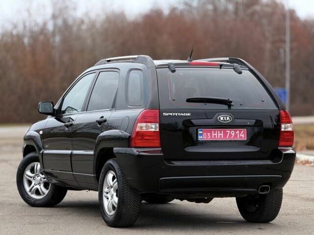 Черный Киа Sportage, объемом двигателя 2 л и пробегом 213 тыс. км за 8600 $, фото 6 на Automoto.ua