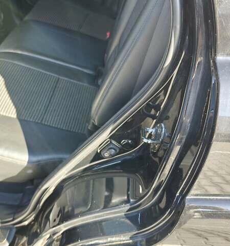 Черный Киа Sportage, объемом двигателя 1.98 л и пробегом 234 тыс. км за 8000 $, фото 18 на Automoto.ua