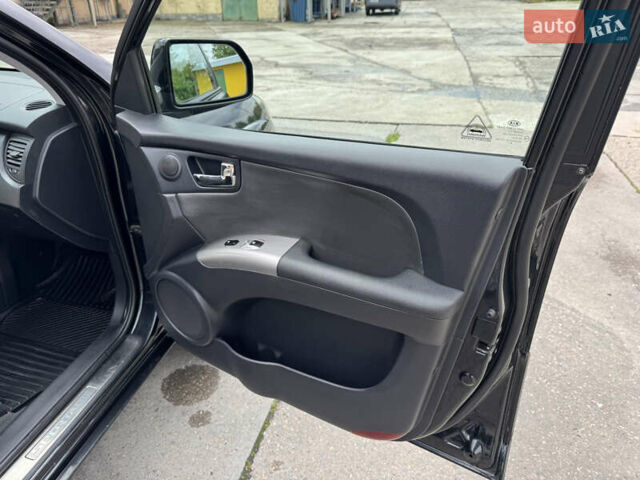 Черный Киа Sportage, объемом двигателя 2 л и пробегом 184 тыс. км за 7999 $, фото 49 на Automoto.ua