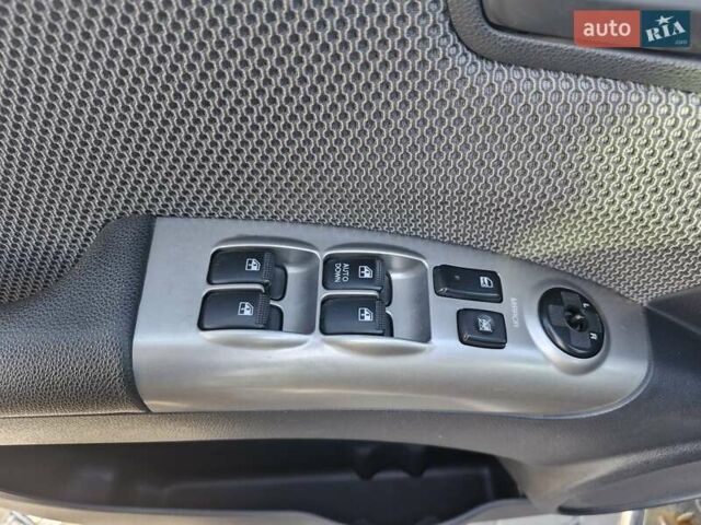 Черный Киа Sportage, объемом двигателя 2 л и пробегом 202 тыс. км за 8300 $, фото 40 на Automoto.ua