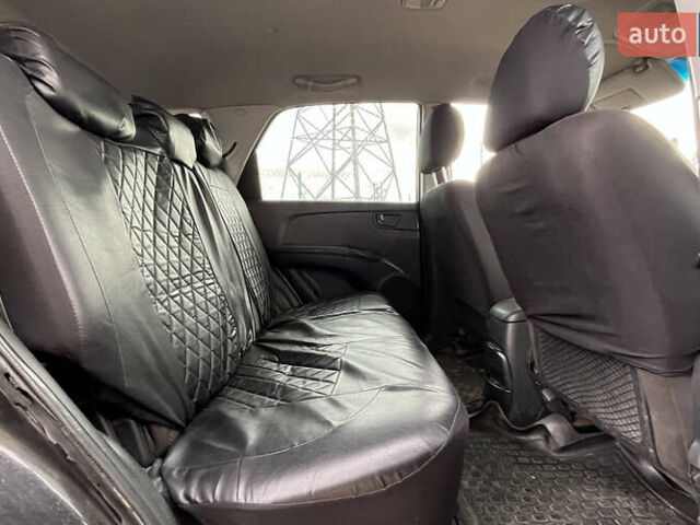 Черный Киа Sportage, объемом двигателя 1.98 л и пробегом 293 тыс. км за 6600 $, фото 22 на Automoto.ua