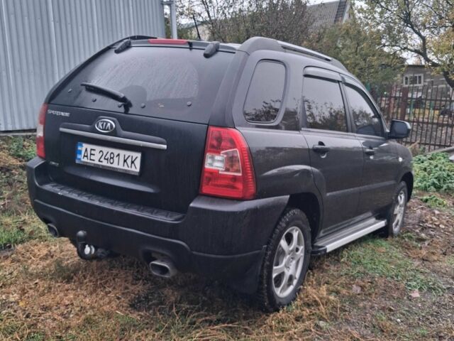 Черный Киа Sportage, объемом двигателя 2 л и пробегом 167 тыс. км за 9000 $, фото 10 на Automoto.ua