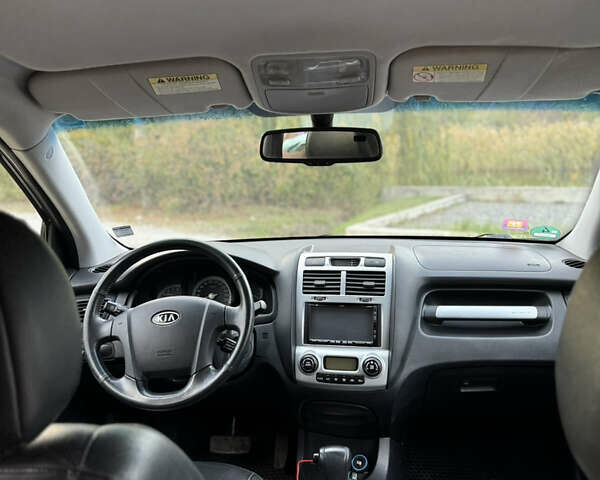 Чорний Кіа Sportage, об'ємом двигуна 1.99 л та пробігом 257 тис. км за 8500 $, фото 30 на Automoto.ua