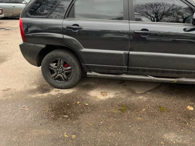 Кіа Sportage 2008 у Згуровке на Automoto.ua Чорний Кіа Sportage, об'ємом двигуна 2 л та пробігом 300 тис. км за 7500 $, фото 3 на Automoto.ua