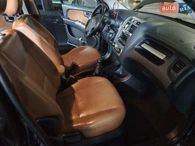 Кіа Sportage 2008 у Львові на Automoto.ua Чорний Кіа Sportage, об'ємом двигуна 1.98 л та пробігом 186 тис. км за 8200 $, фото 5 на Automoto.ua