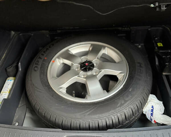 Черный Киа Sportage, объемом двигателя 2 л и пробегом 257 тыс. км за 10300 $, фото 26 на Automoto.ua