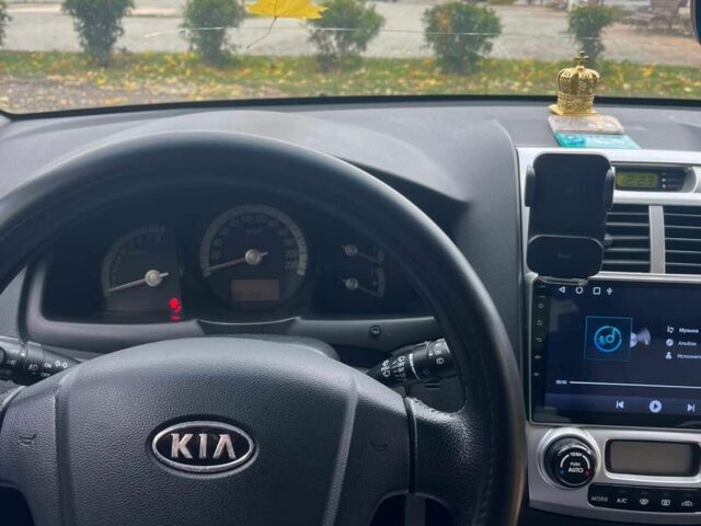 Кіа Sportage 2008 у Згуровке на Automoto.ua Чорний Кіа Sportage, об'ємом двигуна 2 л та пробігом 300 тис. км за 7500 $, фото 14 на Automoto.ua