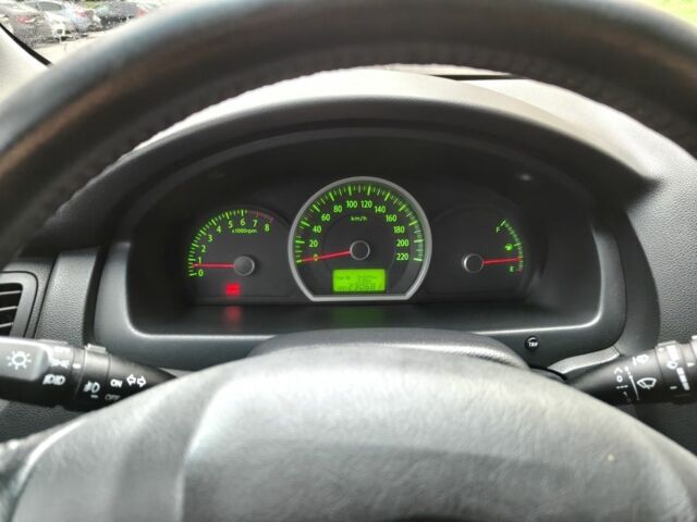 Черный Киа Sportage, объемом двигателя 2.7 л и пробегом 230 тыс. км за 7800 $, фото 6 на Automoto.ua