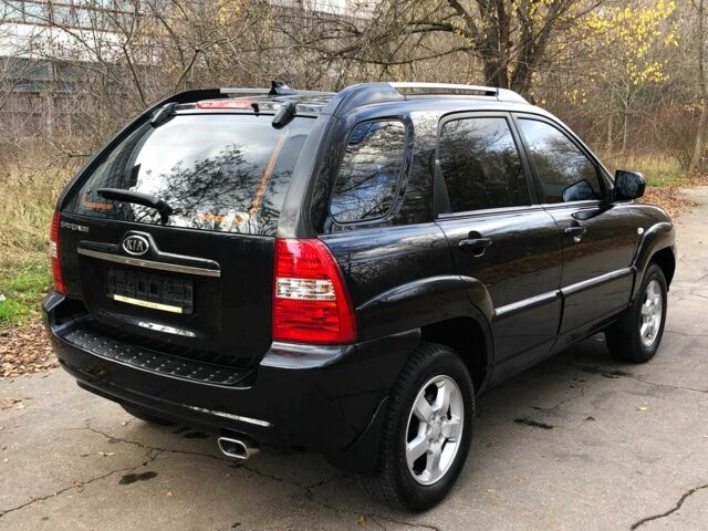 Черный Киа Sportage, объемом двигателя 2 л и пробегом 155 тыс. км за 7700 $, фото 3 на Automoto.ua