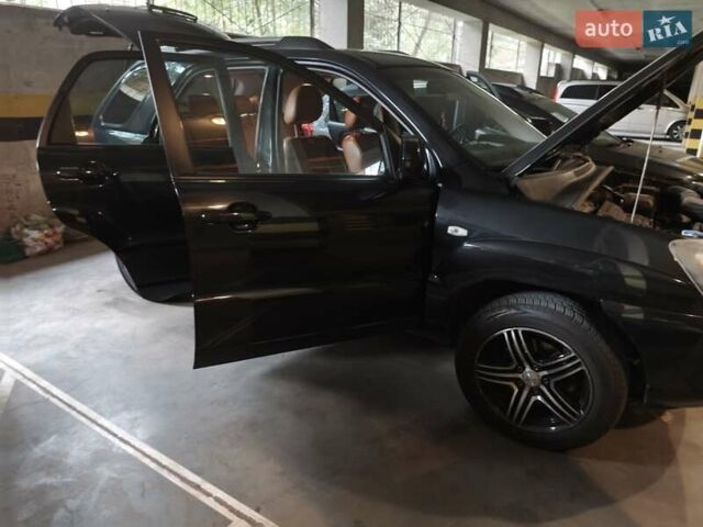 Кіа Sportage 2008 у Львові на Automoto.ua Чорний Кіа Sportage, об'ємом двигуна 1.98 л та пробігом 186 тис. км за 8200 $, фото 2 на Automoto.ua