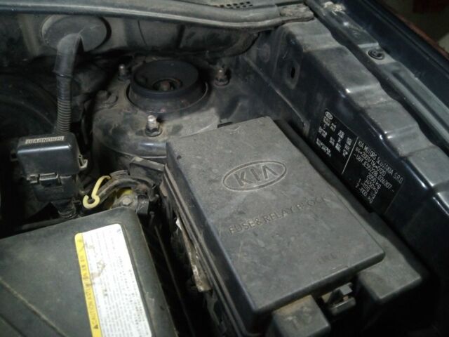 Черный Киа Sportage, объемом двигателя 2 л и пробегом 290 тыс. км за 5998 $, фото 13 на Automoto.ua