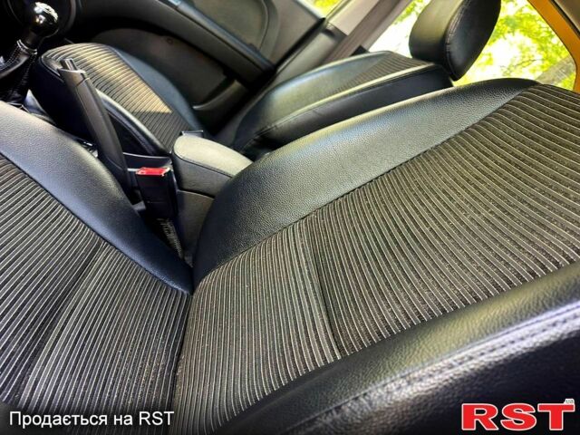 Черный Киа Sportage, объемом двигателя 2 л и пробегом 170 тыс. км за 7999 $, фото 5 на Automoto.ua