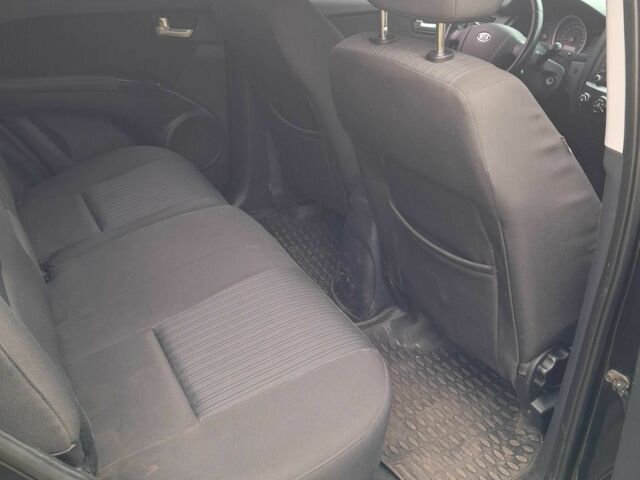 Черный Киа Sportage, объемом двигателя 2 л и пробегом 167 тыс. км за 9000 $, фото 9 на Automoto.ua