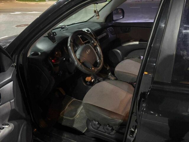 Черный Киа Sportage, объемом двигателя 2 л и пробегом 263 тыс. км за 6700 $, фото 6 на Automoto.ua