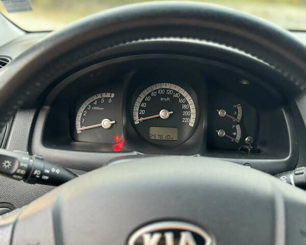 Чорний Кіа Sportage, об'ємом двигуна 1.99 л та пробігом 257 тис. км за 8500 $, фото 38 на Automoto.ua