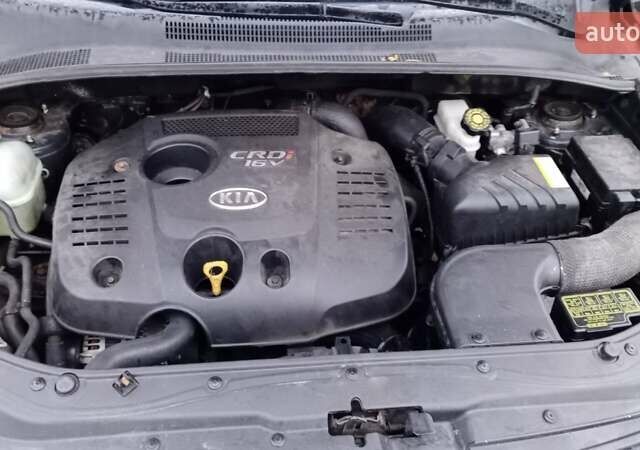 Черный Киа Sportage, объемом двигателя 2 л и пробегом 275 тыс. км за 7600 $, фото 12 на Automoto.ua
